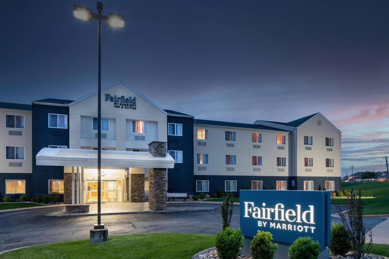 Fairfield Inn & Suites Джефферсон-Сити Экстерьер фото